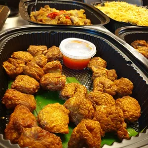 Deep Fried Ngoh Hiang ball 五香圆