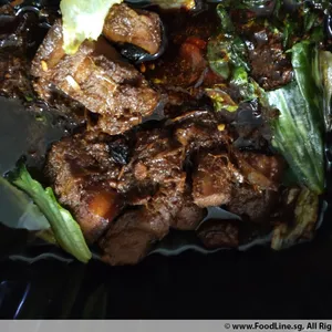 Jessie's Special Spicy Stewed Pork 特制香辣焖肉 Serves 5 - 6 pax