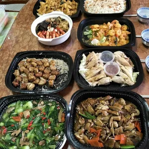 Abundant Wealth Claypot 财富一品锅<br>