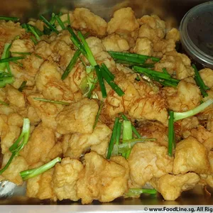 Cantonese Style Garlic Fish Fillet 油浸鱼片