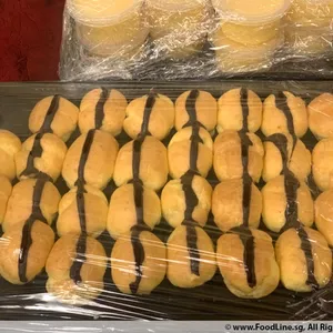 Mini Chocolate Éclair