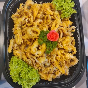 Deep Fried Garlic Sotong •五香苏东