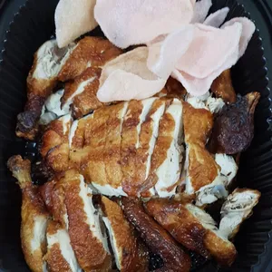 Traditional Roasted Chicken 古法脆皮烧鸡