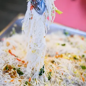 Seafood White Bee Hoon w/ Shredded Egg 虾仁蛋丝白米粉
