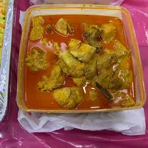 招牌咖喱鸡 Signature Curry Chicken