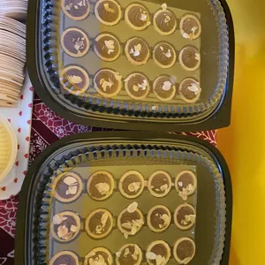 Mini Chocolate Caramel Tart (V) <i>with crushed almond</i>