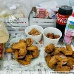 Fried Chicken Wings 炸鸡翅膀 (6pcs)