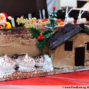 Chocolate Log Cake (1KG)