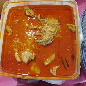 咖喱鸡 Signature Curry Chicken