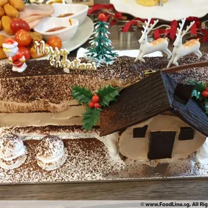 Chocolate Log Cake (1KG)