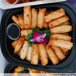 Vegetarian Spring Roll with Sweet Sauce