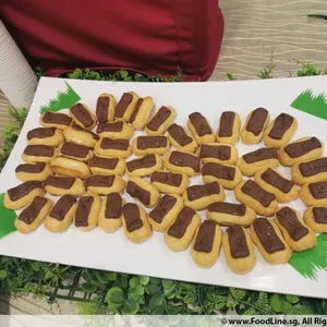 Mini Chocolate Eclairs