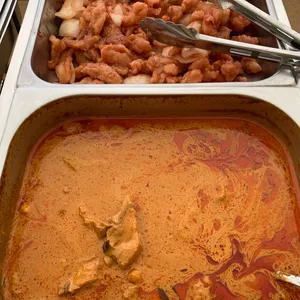Red Curry Chicken With Baby Potatoes