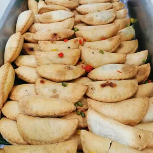 Shell Curry Potato Puffs