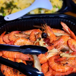Triple Dates and Saffron Herbal Prawn