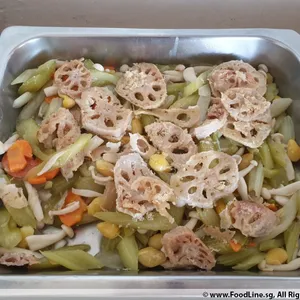 Sauteed Garden Vegetable w Gingko Nut 富贵莲藕炒白果什锦