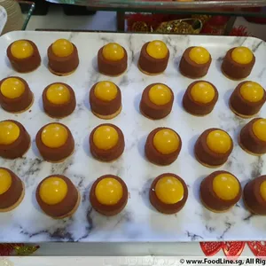 Mandarin Orange Choc Cake