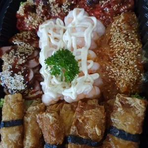 <i>Cantonese Salad Prawns, Homemade Beancurd Roll, Smoked Duck, Marinated Jellyfish & Japanese Octopus</i>