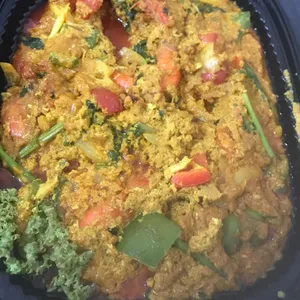 Stir-Fried Yellow Curry - Prawns