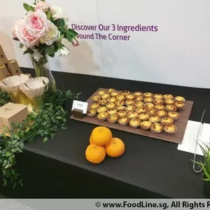 Mini Portuguese Egg Tart (V)<i> with creamy custard fillingl </i>