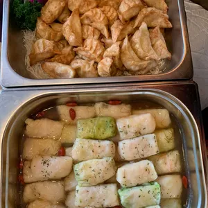 Deep Fried Mushroom Gyoza 香煎蘑菇锅贴