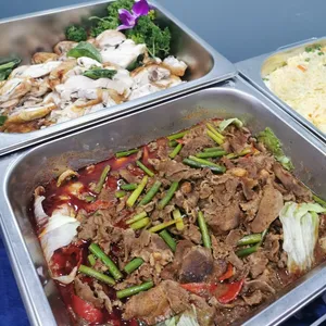 Stir Fried Oriental Chilli Lamb with Leek Flower