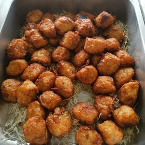 Deep-fried Prawn Dumpling 酥炸虾枣