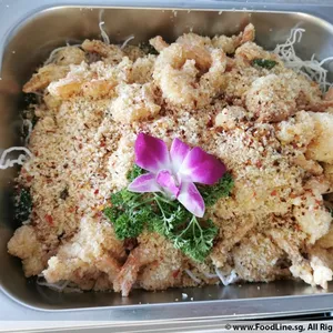 Garlic Pepper and Salt Prawn 避風塘虾球