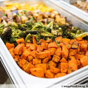 Roasted Rainbow Vegetables (Vg) <i>with broccoli, eggplant, carrot and