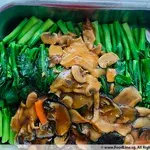 三菇芥兰 Kailan w/ Assorted Mushroom (NEW)