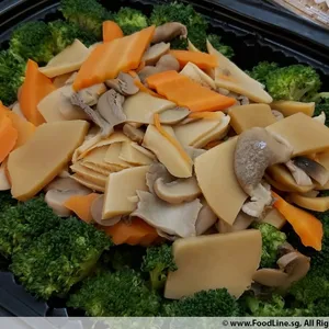 Broccoli with Bai Ling Mushroom 发财西兰花白灵菇