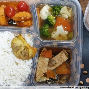 Vegetarian Bento (Chef's Choice)