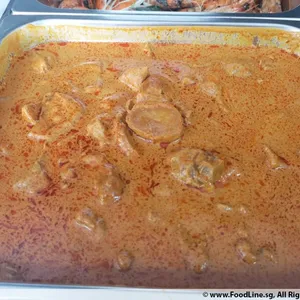 Red Curry Chicken With Baby Potatoes