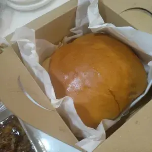 1x Golden Pillow Curry Chicken Bun(2-3Person) @$15.8