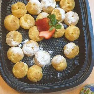 Mini Vanilla Cream Puff