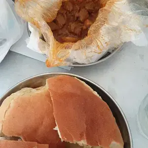 1x Golden Pillow Curry Mutton Bun(2-3Person) @$18.8