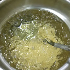 Chilled Almond Jelly w/ Longan 杏仁龙眼豆腐 (冷)