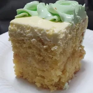 Sugee Cake (Iced) (Frosting: Vanilla Buttercream) (Weight: 2kg- 9")