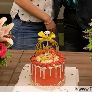 1x Coral Red Sprinkle Cake @$89 (Size: 6
