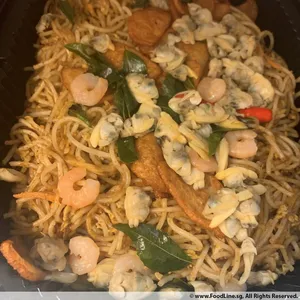 Peranakan Dry Seafood Laksa Goreng