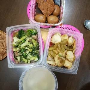 <b>Promotional Tingkat (20 Days, 3 Dishes + Soup OR 4 Dishes)</b>