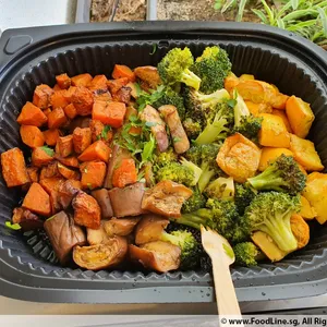 Roasted Rainbow Vegetables (Vg) <i>with broccoli, eggplant, carrot and yellow zucchini</i>