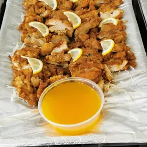 Crispy Chicken w/ Lemon Sauce 柠檬酱香酥鸡扒