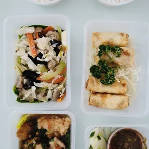 International Cuisine Dinner Tingkat (5 Days, 3 Dishes + Soup OR 4 Dishes)