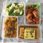Tingkat - 3 Dishes + 1 soup/ 4 Dishes (20 days)