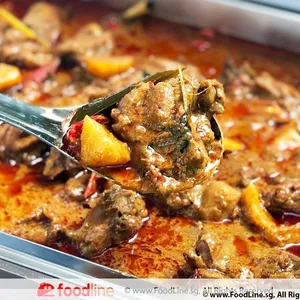 Signature Curry Chicken w/ Potato 招牌咖喱鸡马铃薯