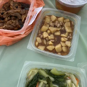 Tingkat (5 Days, 3 Dishes + Soup OR 4 Dishes)