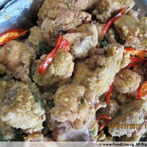Salted Egg Chicken • 咸蛋鸡(Chef's Recommended)