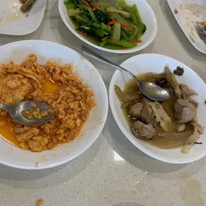 Lunch/Dinner Tingkat (10 Days, 3 Dishes + Soup OR 4 Dishes)