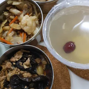 Dinner Tingkat (20 Days, 3 Dishes + Soup OR 4 Dishes)